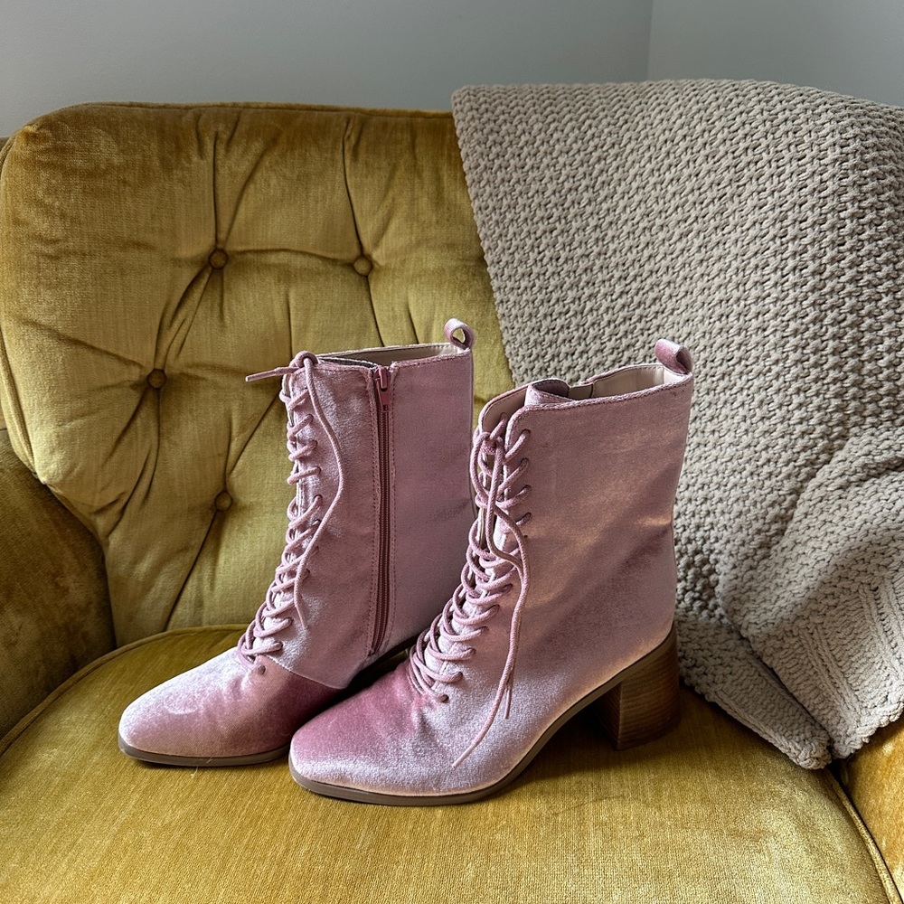 Elegant Pink Lace-Up Ankle Boots